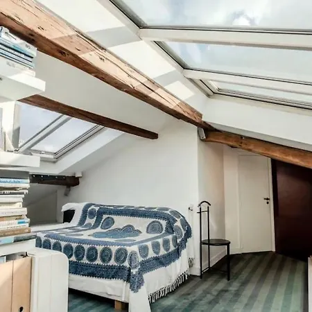 Sacre-coeur View Skylight Haven Appartamento